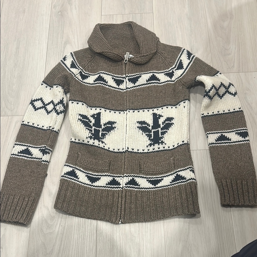 Aritzia Sweater